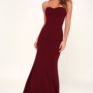 Lulu’s strapless maxi dress